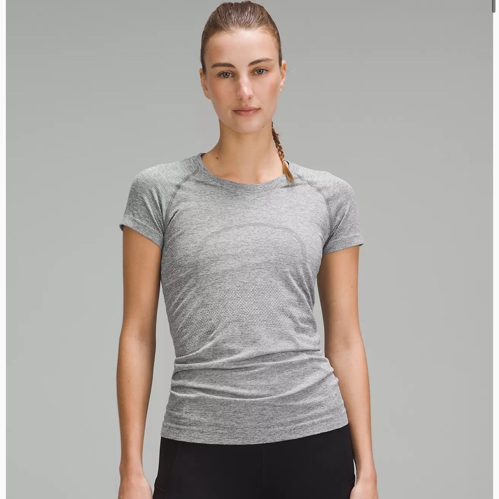 Swiftly tech short sleeve shirt lulu lemon size 6